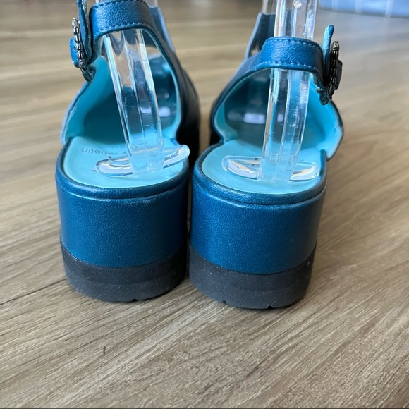 Thierry Rabotin Blue Almond Wedge Striped Sandal Heels - Picture 5 of 8